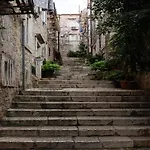 Lejlighed Taura - With Balcony And Old View *