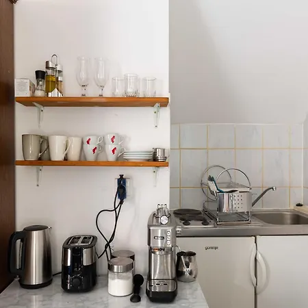 Taura - With Balcony And Old View Apartamento