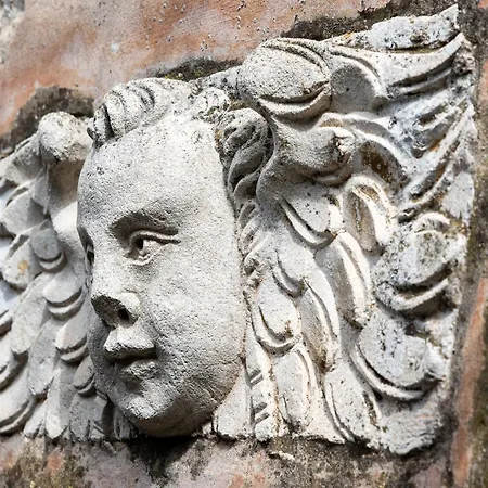 Taura - With Balcony And Old View * Dubrovnik